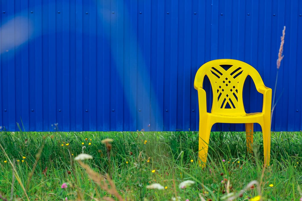 Diseños elegantes en sillas plásticas en Costa Rica